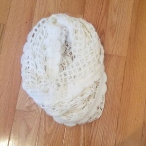 Infinity scarves knit